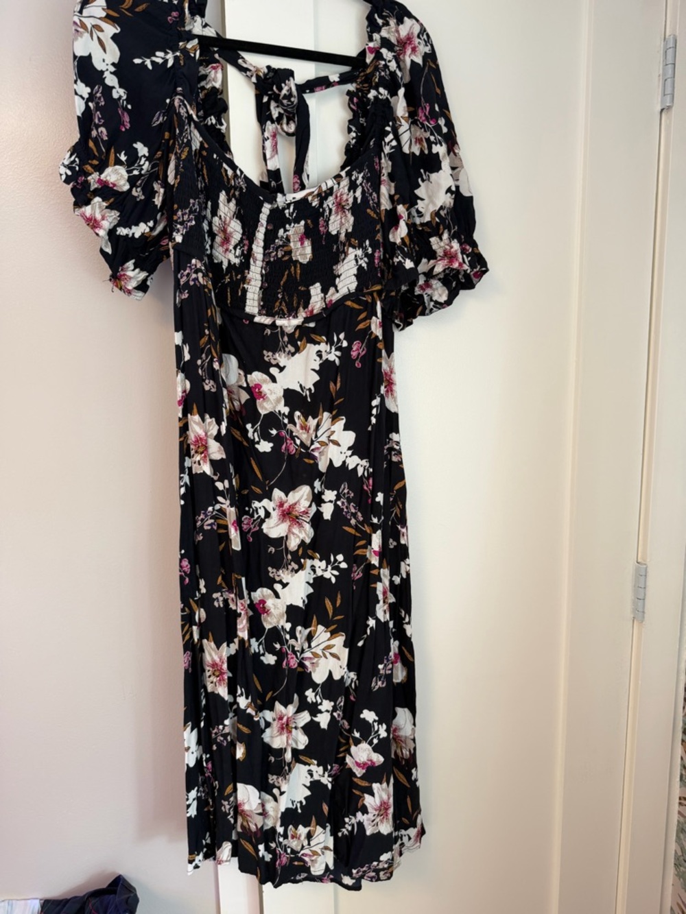 Anthropologie Black Floral Square-Neck Midi Dress - Puff Sleeve size Xl